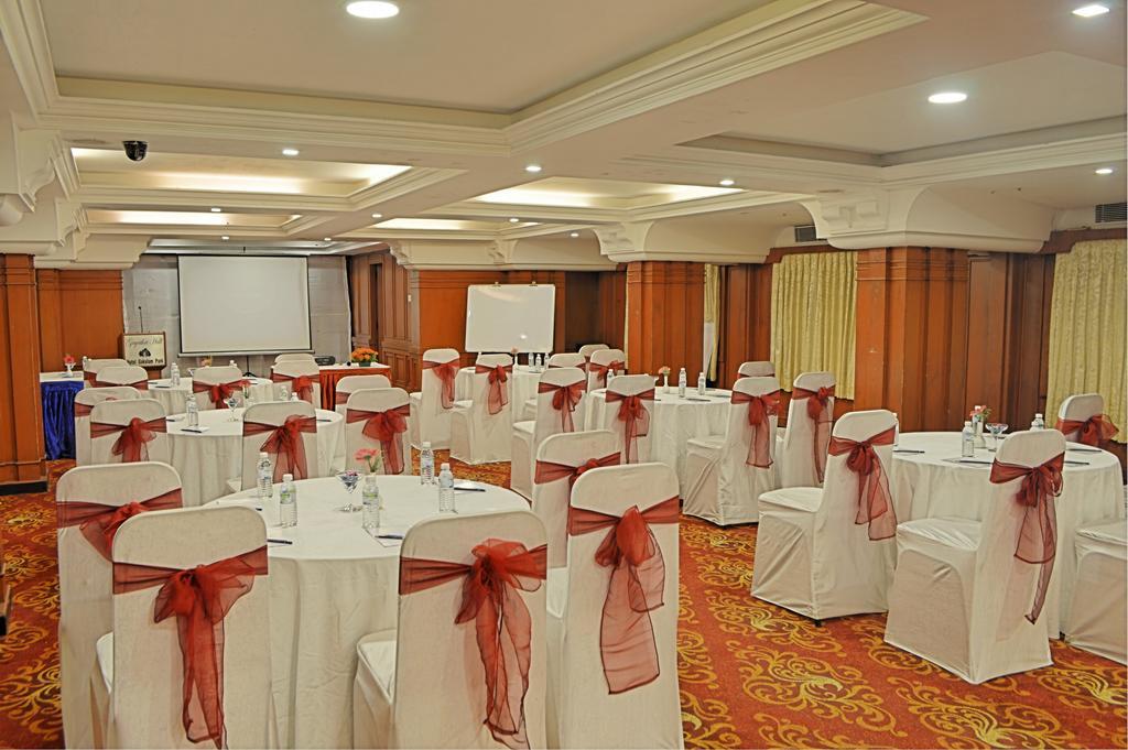 Hotel Gokulam Park Chennai Extérieur photo