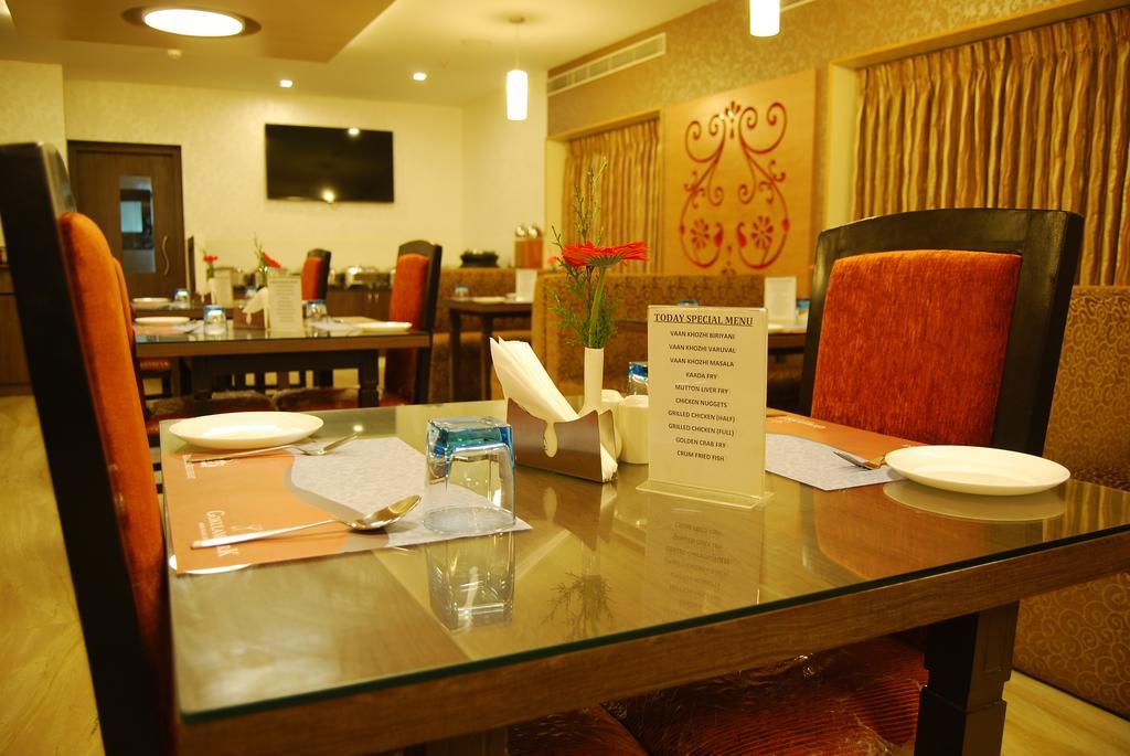 Hotel Gokulam Park Chennai Extérieur photo