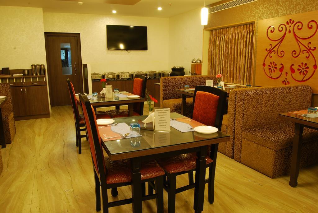Hotel Gokulam Park Chennai Extérieur photo
